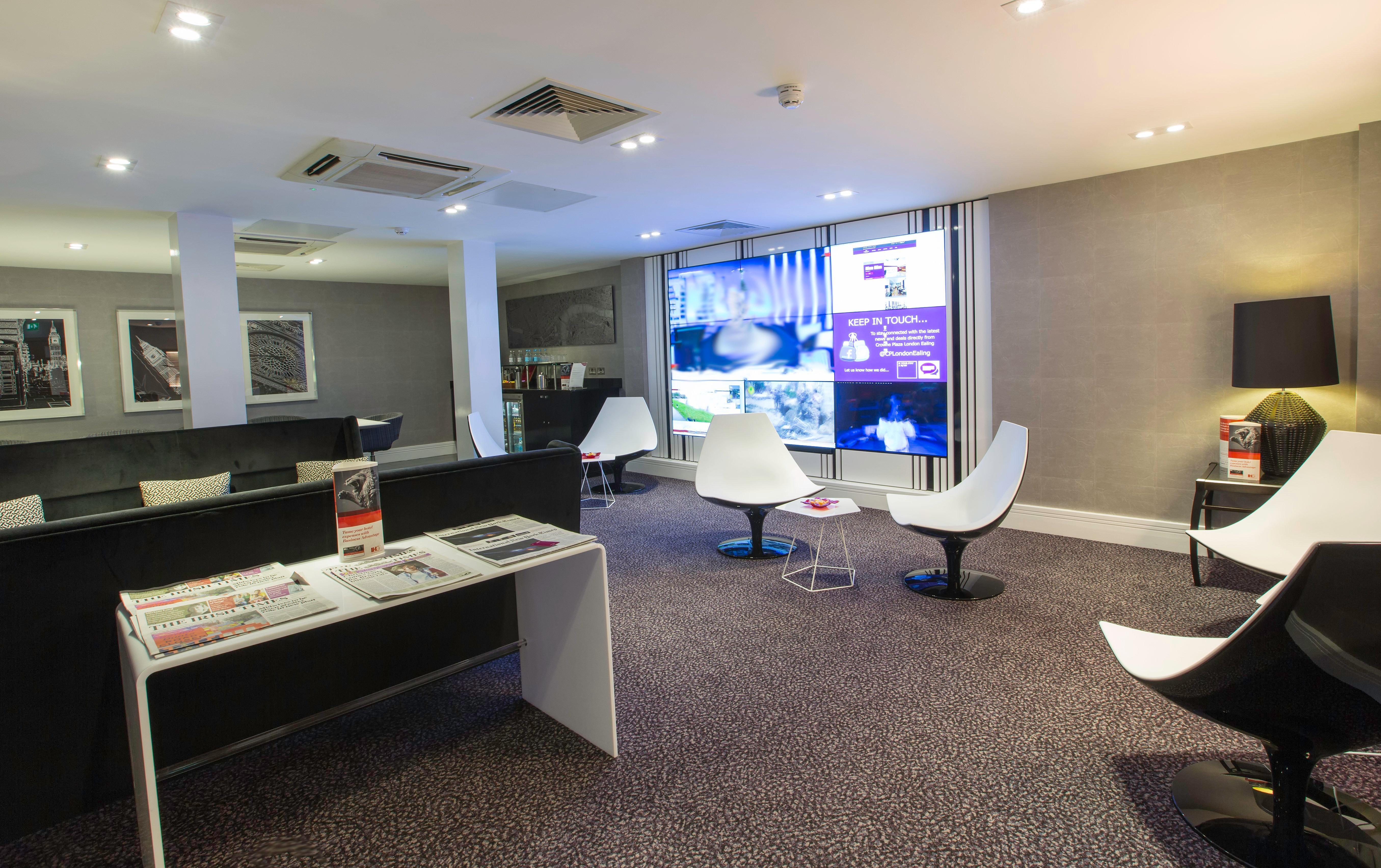 Crowne Plaza London Ealing By Ihg Hotel Екстериор снимка