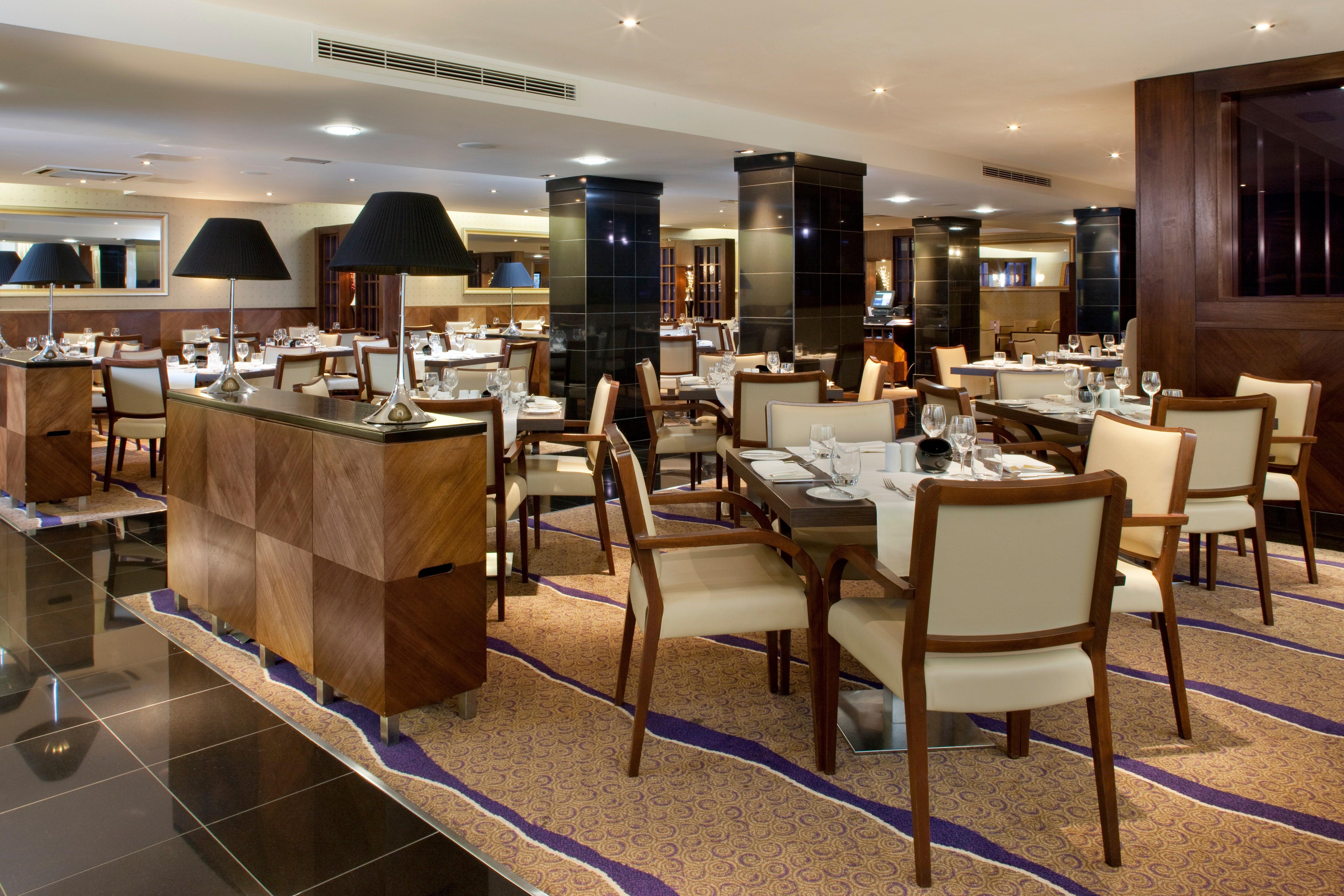 Crowne Plaza London Ealing By Ihg Hotel Екстериор снимка